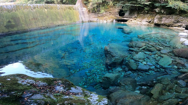 高知県の水晶渕